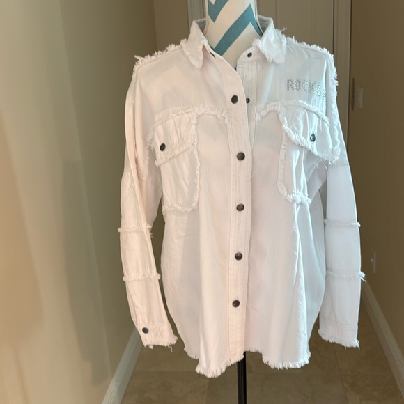 Elana White Shirt Jacket With      Swarovski Crystals Small New With Tag - Picture 1 of 4